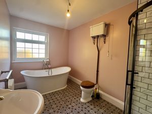 Photo 30- click for photo gallery